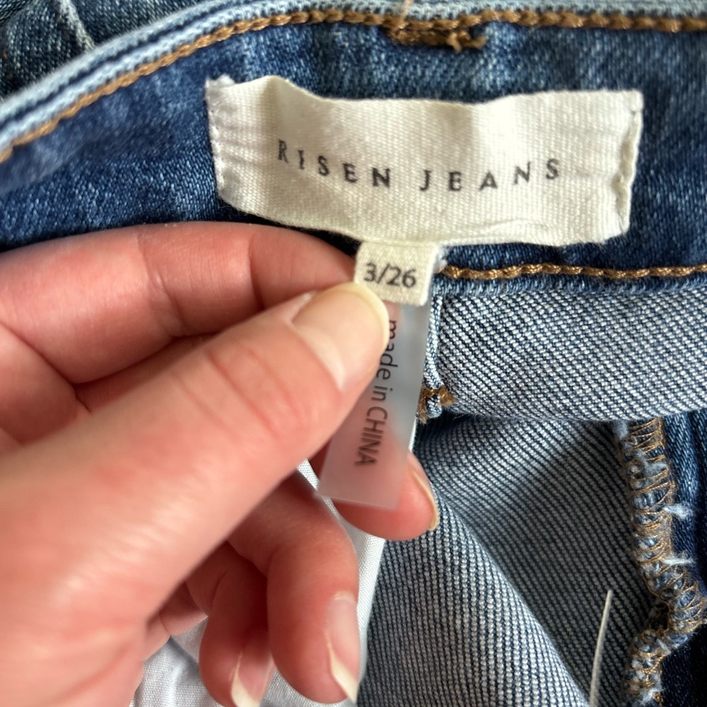 Women’s Risen Jeans- hardly worn - Picture 8 of 9